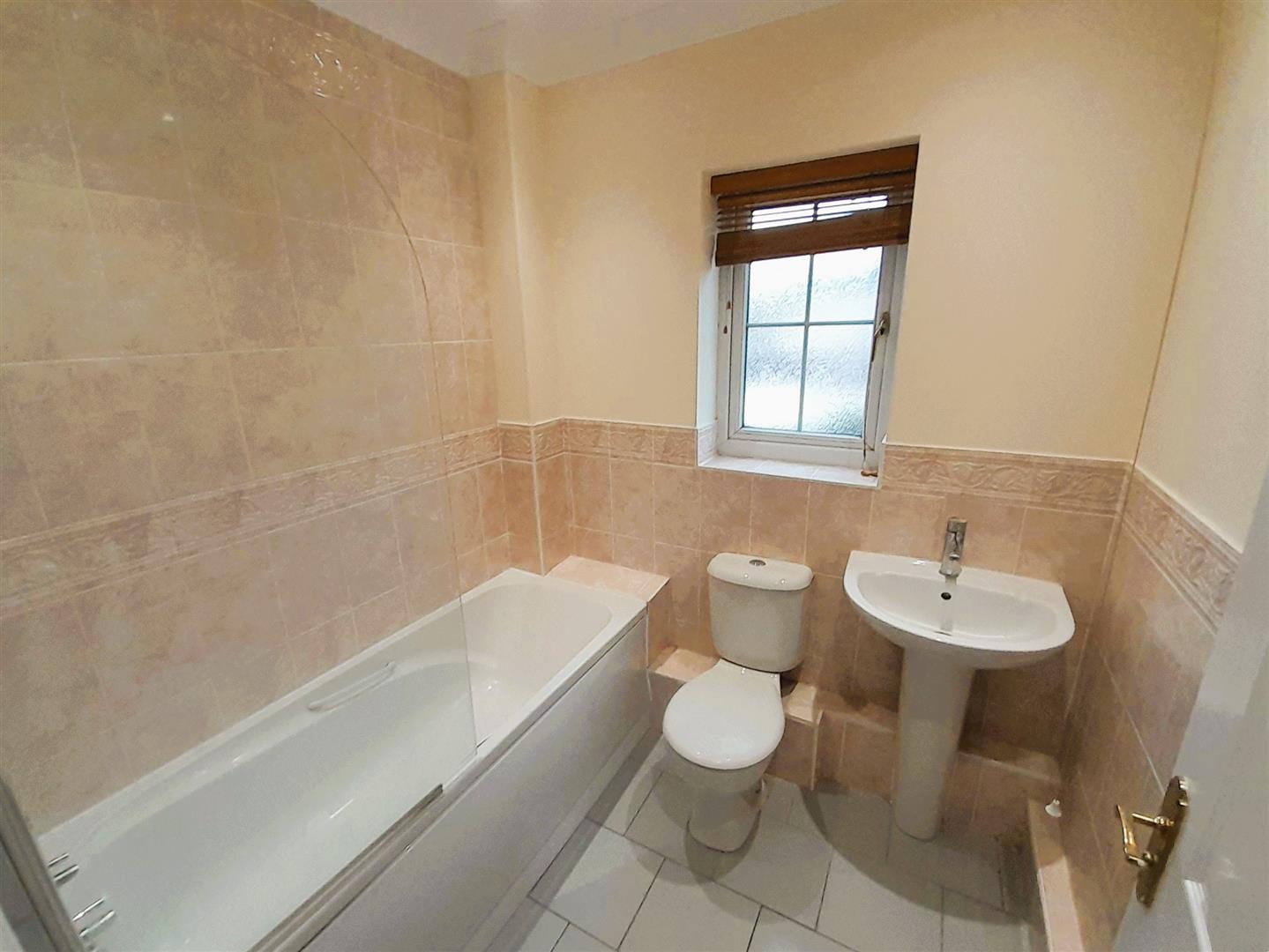 The Avenue, Llwynhendy, SA14 9DW